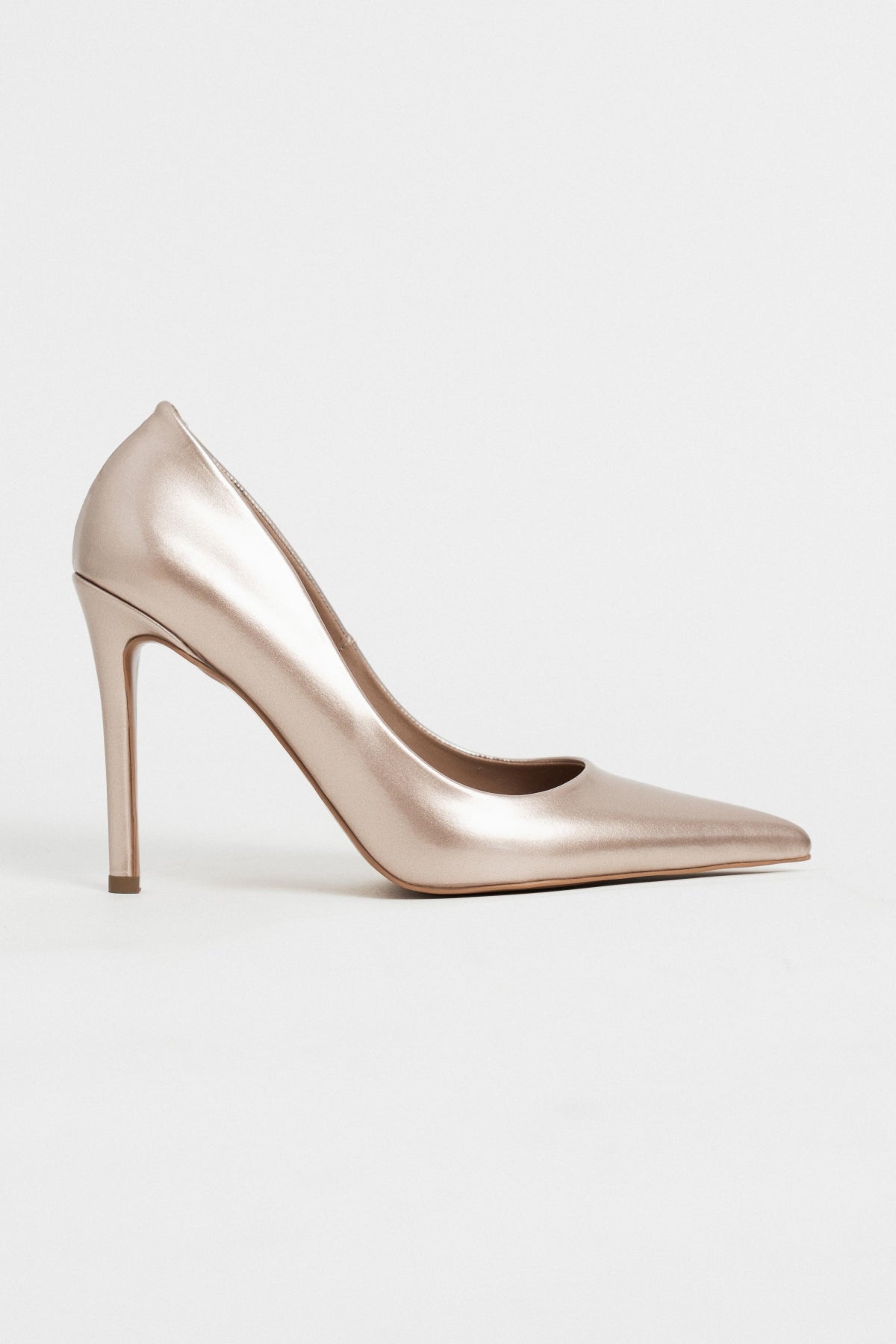 Lunara Altın Rugan Sivri Burun Kadın Stiletto