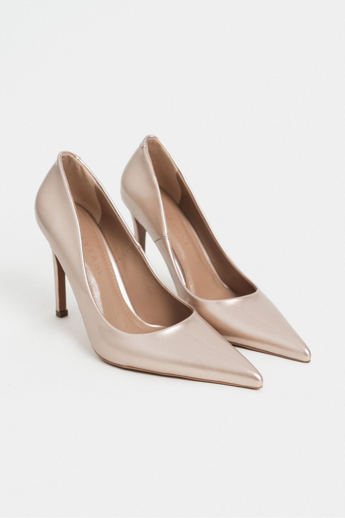 Lunara Altın Rugan Sivri Burun Kadın Stiletto