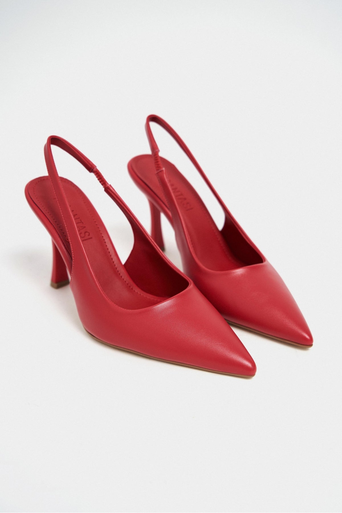 Elara Kırmızı Mat Slingback V Vamp Hattı Sivri Burun Kadın Topuklu Ayakkabı