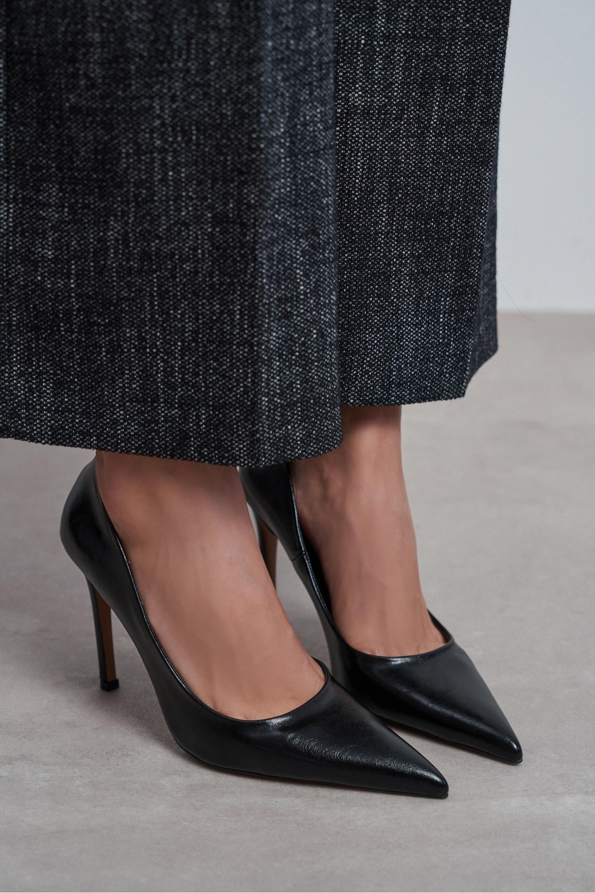 Lunara Siyah Rustik Desenli Sivri Burun Kadın Stiletto